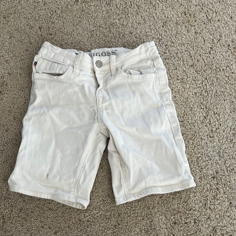 Girls white denim shorts. Size: 10.